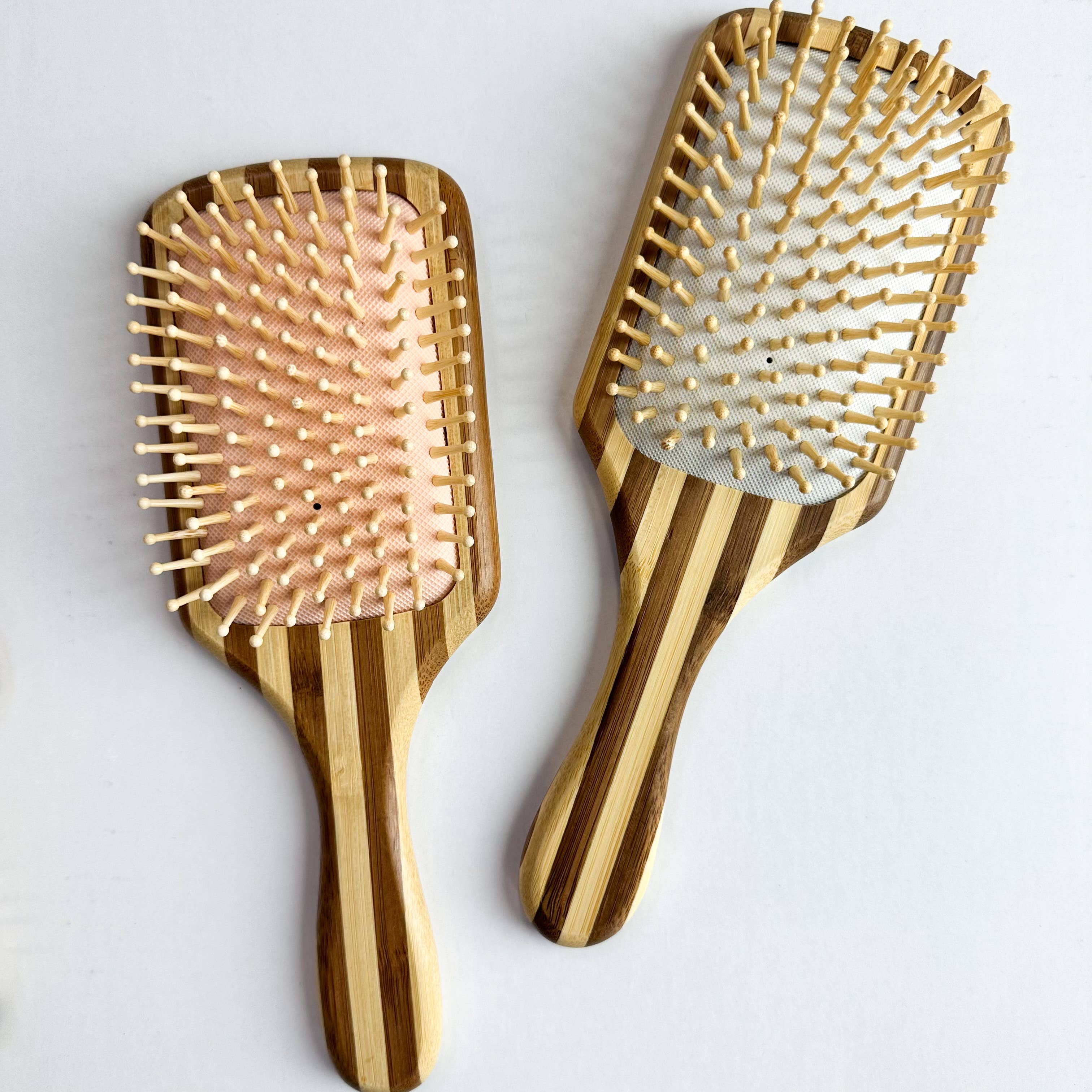 Smile Boutiques - Plastic Free Bamboo Hair Brush