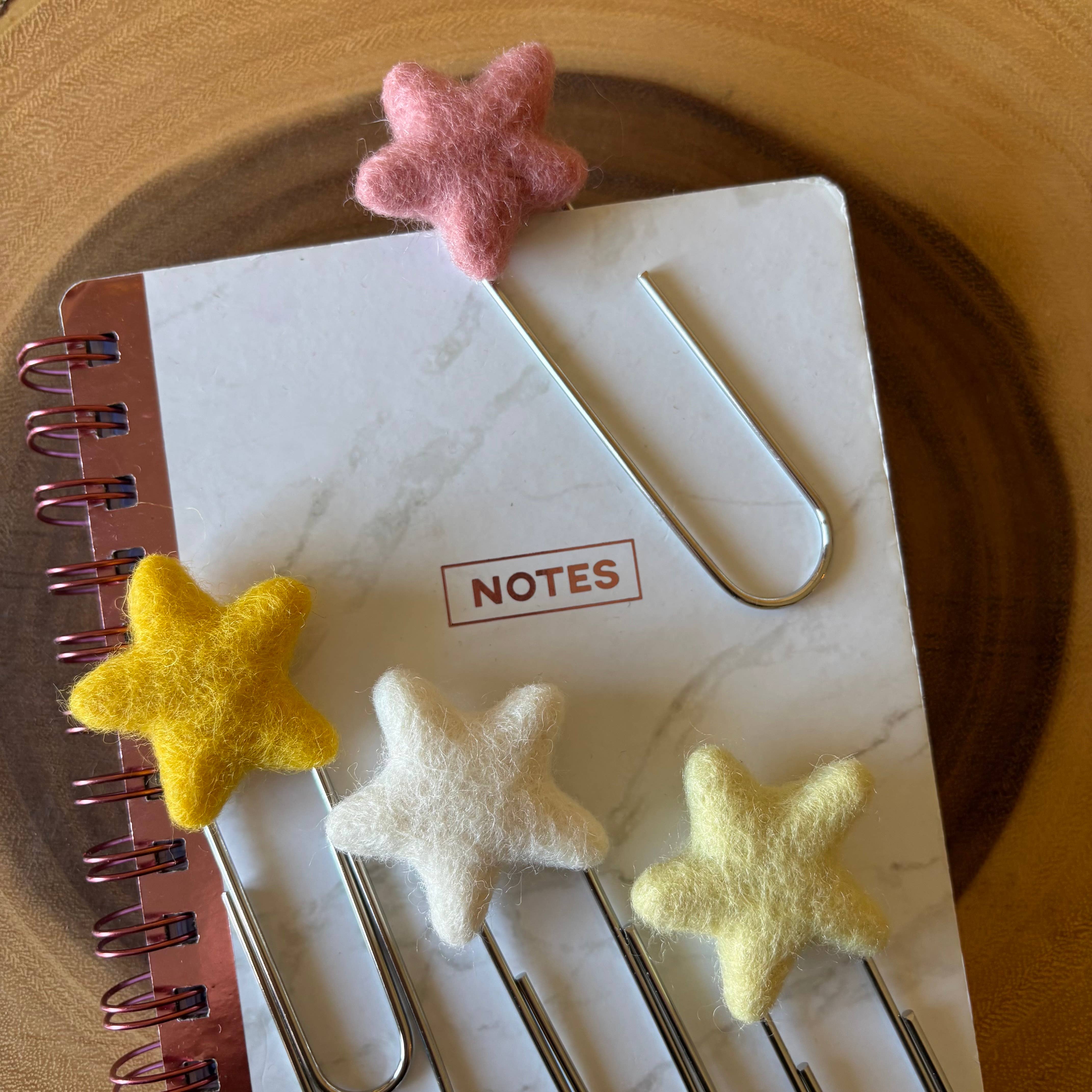 ForgetBKnot - Bookmark- Felt Star & Oversized Paperclip Bookmark